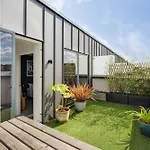 بيت للعطل Modern Townhouse - Parking Ev Charger & Balcony بريستول
