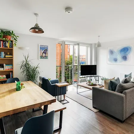Modern Townhouse - Parking Ev Charger & Balcony * בריסטול