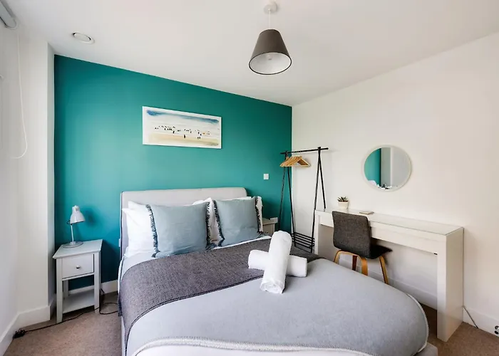 Ferienhaus Modern Townhouse - Parking Ev Charger & Balcony Bristol