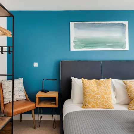 Σπίτι διακοπών Modern Townhouse - Parking Ev Charger & Balcony