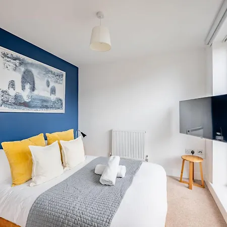 Σπίτι διακοπών Modern Townhouse - Parking Ev Charger & Balcony